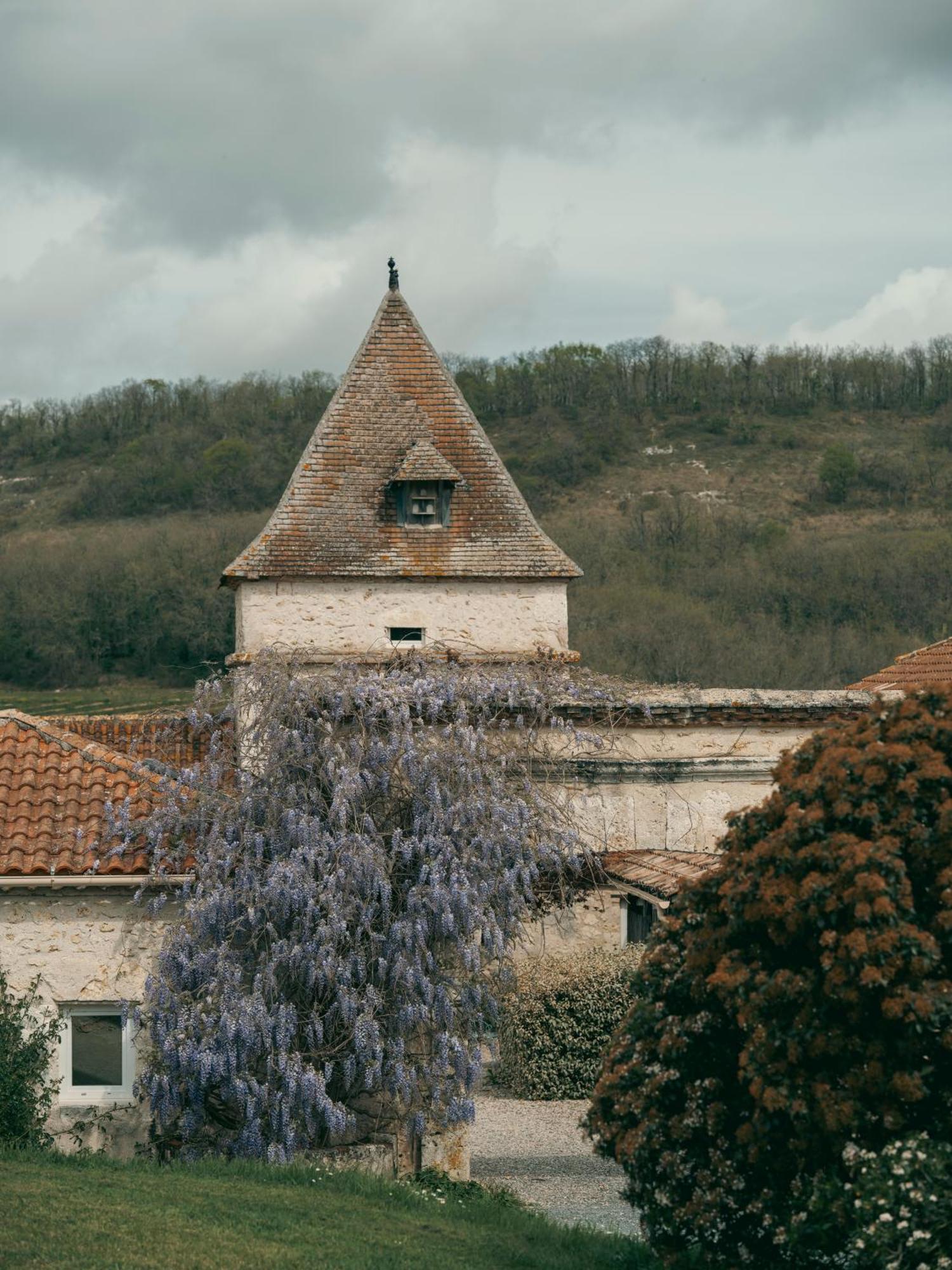 Domaine De Villot Hotel Sainte-Colombe-de-Villeneuve Eksteriør billede