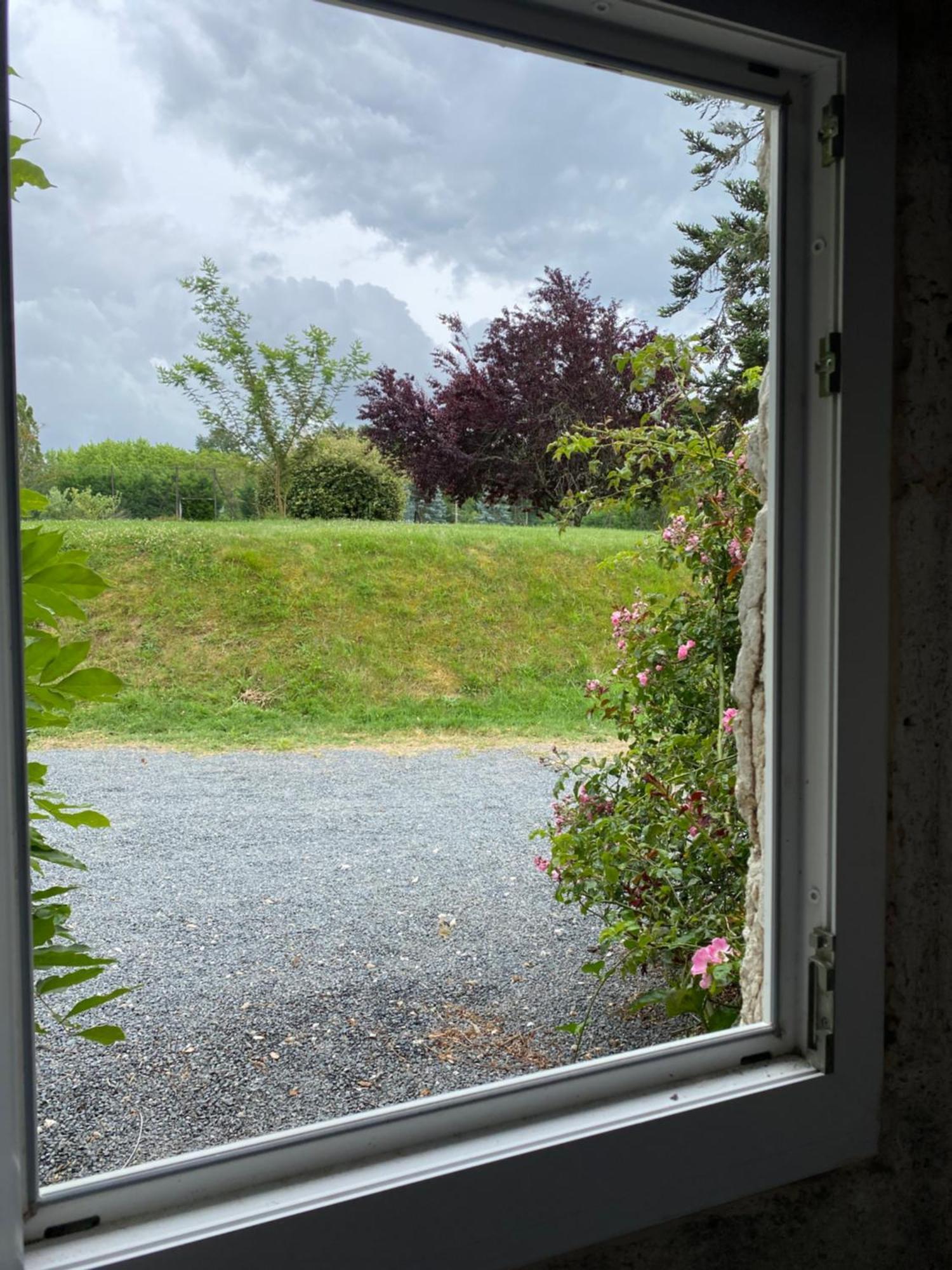 Domaine De Villot Hotel Sainte-Colombe-de-Villeneuve Eksteriør billede